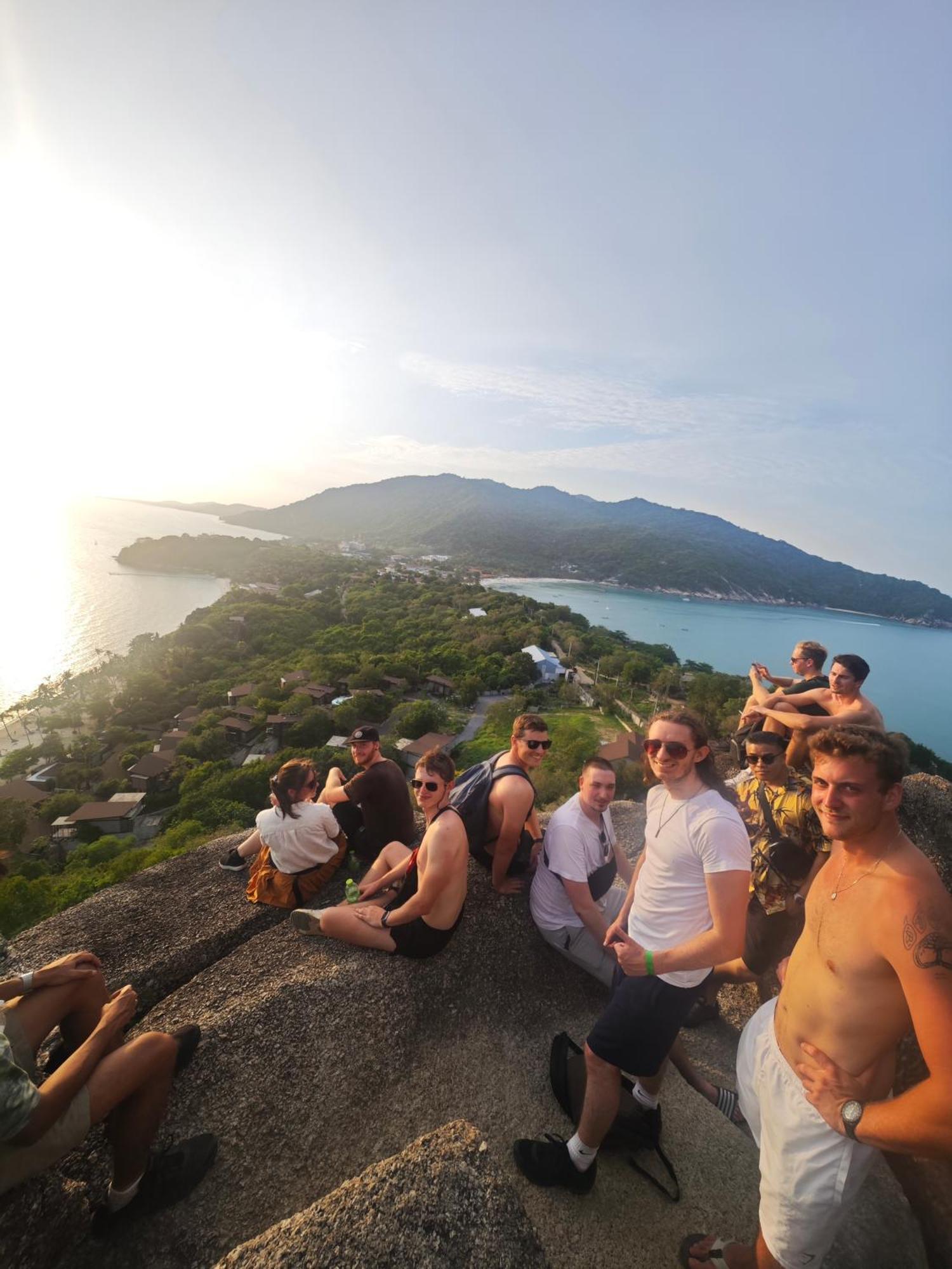 The Funky Monkey Hostel - 18 To 40 Years Old Only Haad Rin Eksteriør bilde